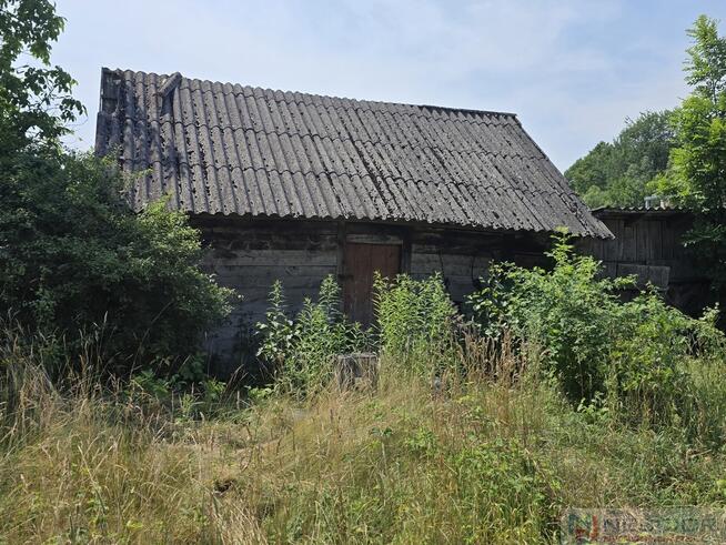 Na sprzedaż Siedlisko z budynkami gospodarczymi