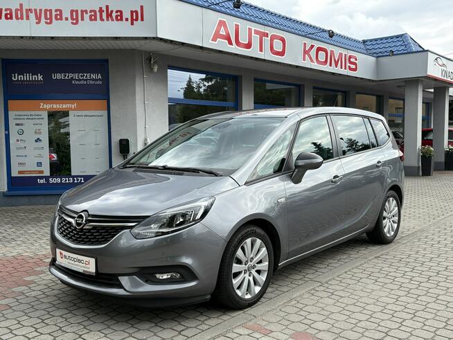 Opel Zafira Rezerwacja