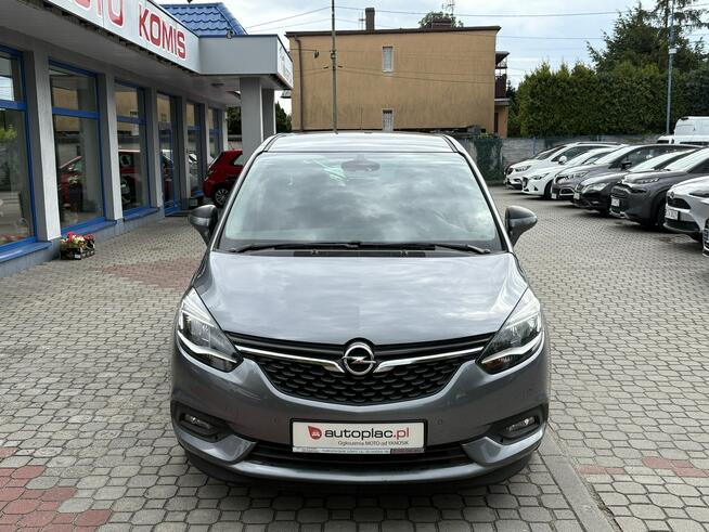 Opel Zafira Rezerwacja
