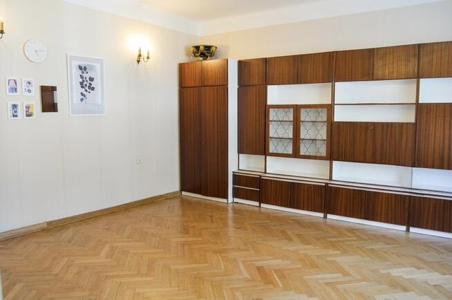 Przestronne 2 pokoje 74m², centrum