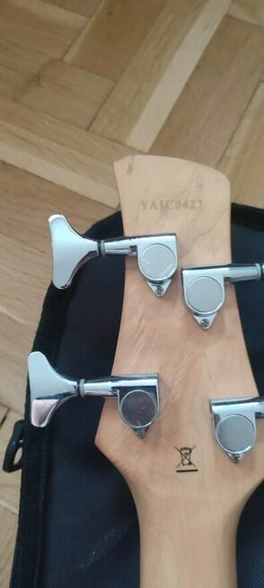 Piękna Gitara basowa J&D 150L (leworęczna)