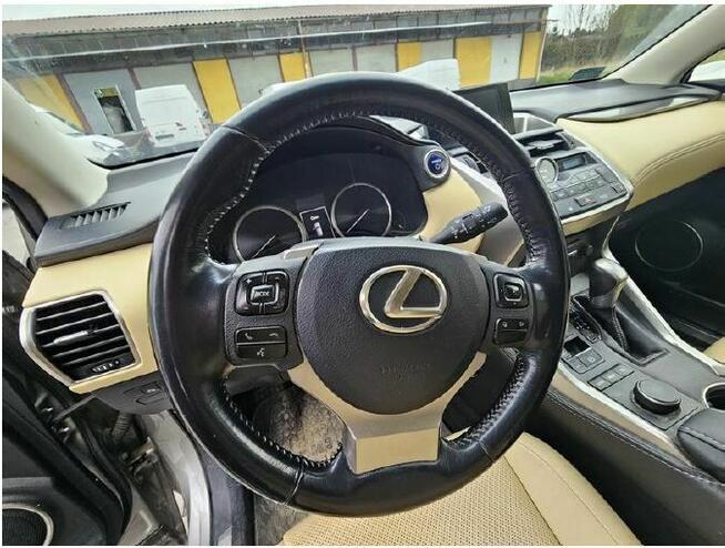 Lexus NX 300h – sprzedaż syndyka