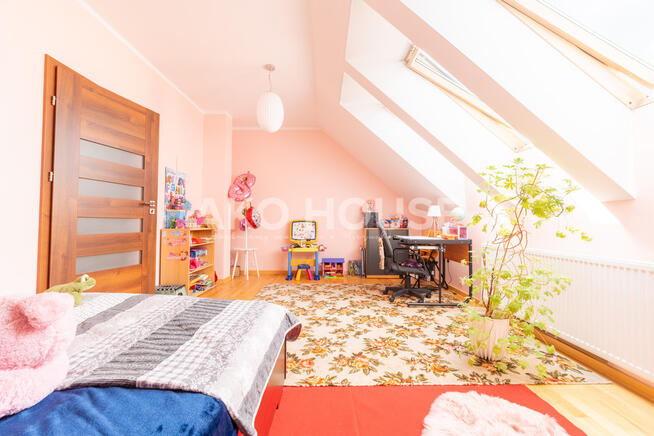 MIESZKANIE | 4 pokoje | | 107 m2 | DOLINA CISÓW