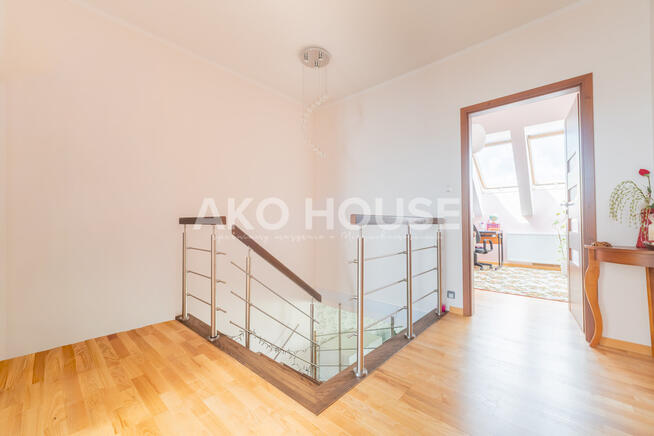 MIESZKANIE | 4 pokoje | | 107 m2 | DOLINA CISÓW