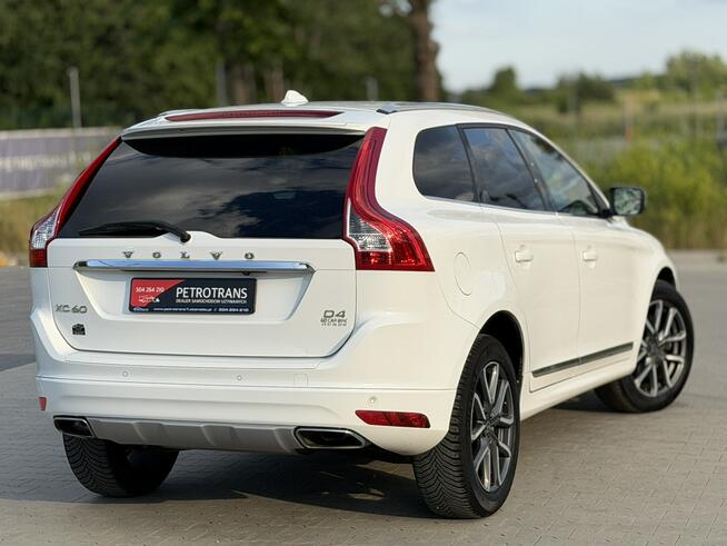 Volvo XC 60 2.0 / 190KM LED KSENON Nawigacja Kamera Cofania Skóra Grzane Fotele