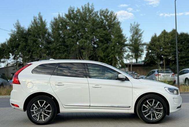 Volvo XC 60 2.0 / 190KM LED KSENON Nawigacja Kamera Cofania Skóra Grzane Fotele