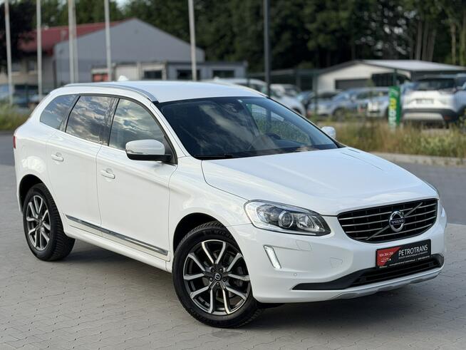 Volvo XC 60 2.0 / 190KM LED KSENON Nawigacja Kamera Cofania Skóra Grzane Fotele
