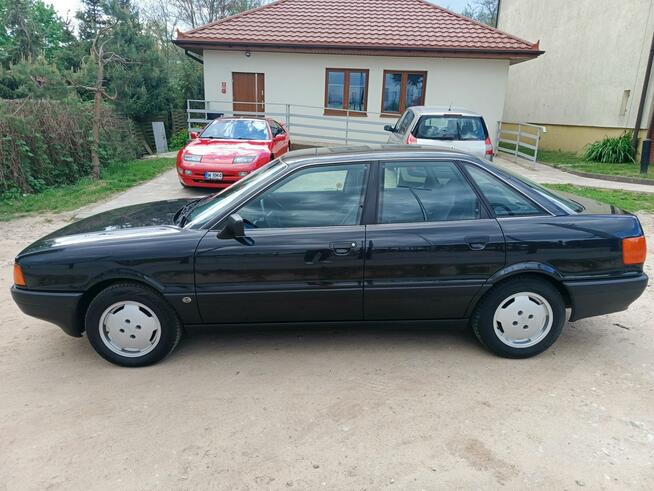 Audi 80 1991r 1.8 benz wersja Comfort Edition 1 właściciel stan kolekcjonerski