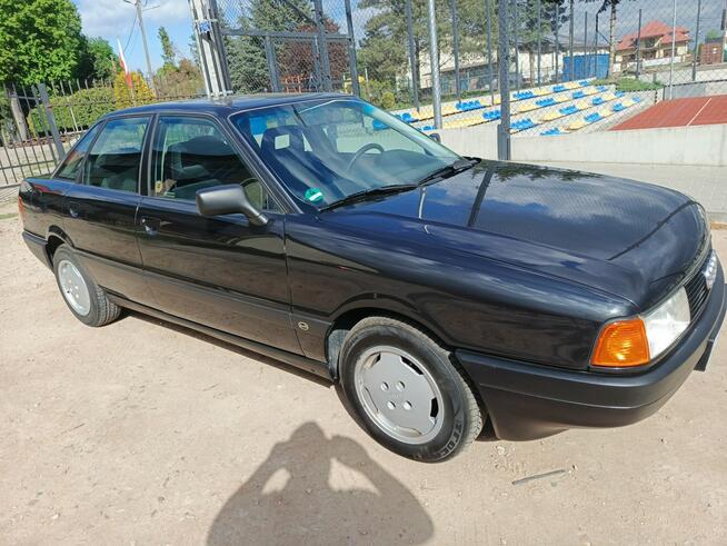 Audi 80 1991r 1.8 benz wersja Comfort Edition 1 właściciel stan kolekcjonerski