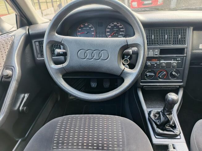 Audi 80 1991r 1.8 benz wersja Comfort Edition 1 właściciel stan kolekcjonerski