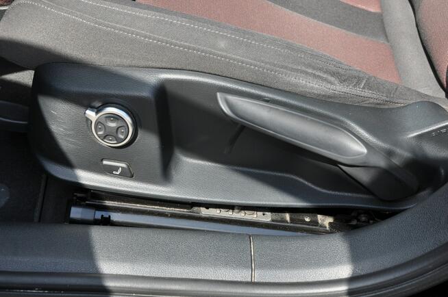 Audi A4 2.0TDI 150KM S-tronic Kamera Nawigacja Webasto Matrix Gwarancja