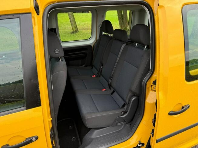 Volkswagen Caddy Bezwypadkowy, oryginalny lakier, niski przebieg