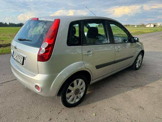 Ford Fiesta Bez korozji, bezwypadkowy, bardzo dobrym stan