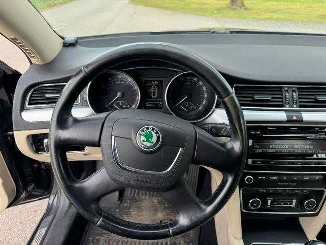 Škoda Superb Xenon, hak, skóra