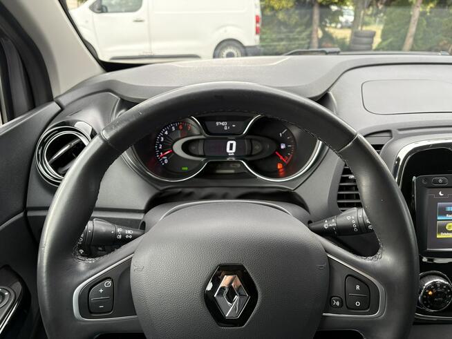 Renault Captur Rezerwacja