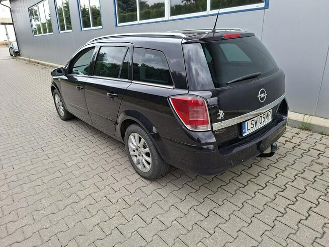 Opel Astra 1.7 diesel klimayzacja ważne opłaty