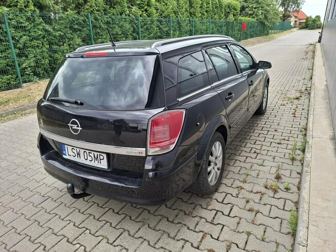 Opel Astra 1.7 diesel klimayzacja ważne opłaty