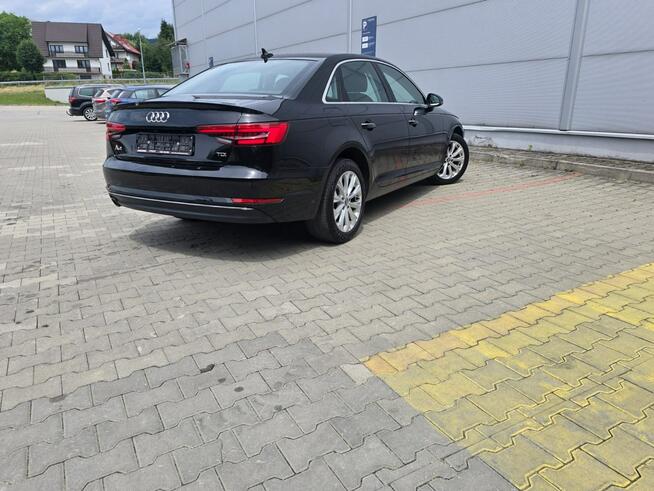 Audi A4 2.0 TDI 140 KM / Sedan !! Serwis ASO !! Navi !! Pewny Przebieg !!