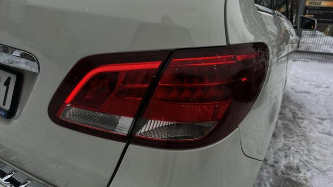 Mercedes B 250 4Matic Aut. Skóra Kamera El.fotele + pamięć Ledy Navi PL Czarny sufit