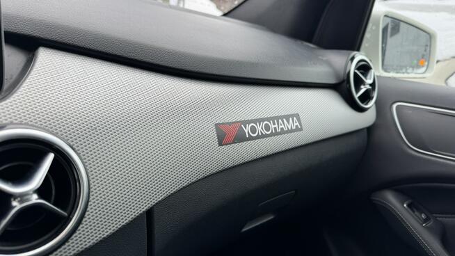 Mercedes B 250 4Matic Aut. Skóra Kamera El.fotele + pamięć Ledy Navi PL Czarny sufit