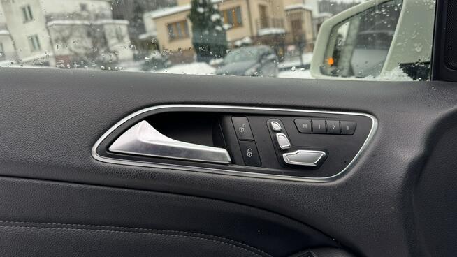 Mercedes B 250 4Matic Aut. Skóra Kamera El.fotele + pamięć Ledy Navi PL Czarny sufit