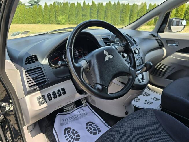 Mitsubishi Grandis 2,Benz. Automat.Navigacja.7 Osobowe.Hak.Parktronic.OKAZJA