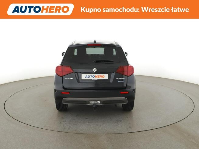 Suzuki Vitara mHEV klima auto grzane fotele kamera cofania
