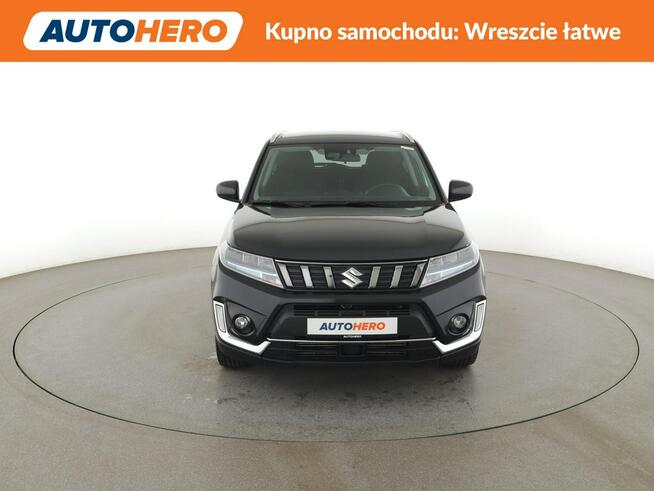 Suzuki Vitara mHEV klima auto grzane fotele kamera cofania