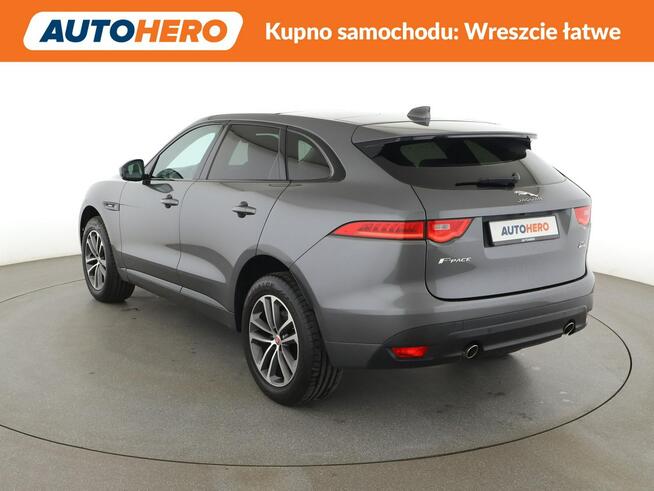 Jaguar F-PACE 25d Automat AWD R-Sport Panorama Navi ACC Grzana Skóra Virtual Kamera