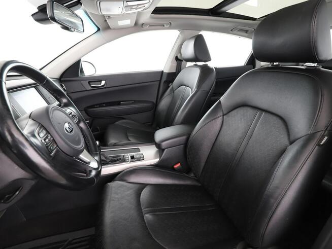 Kia Optima PHEV automat skóra full LED navi klima auto grzane fotele czujniki par