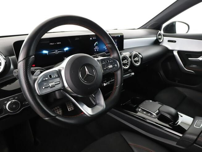 Mercedes A 180 amg line automat virtual navi kamera led pdc grzane fotele