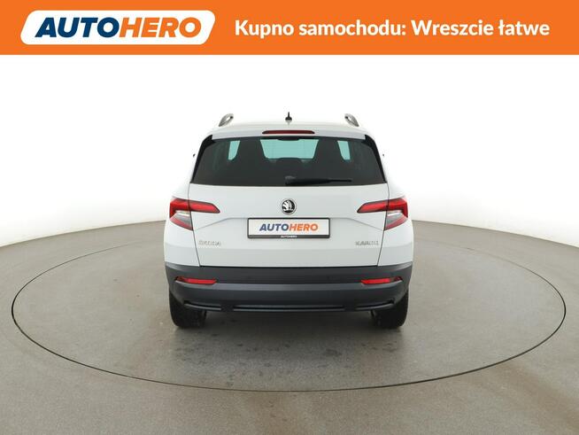 Škoda Karoq DSG matrix LED sportowe fotele navi klima auto grzane fotele