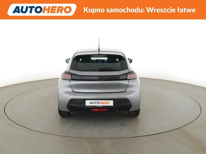 Peugeot 208 pdc klimatyzacja manual niski przebieg led