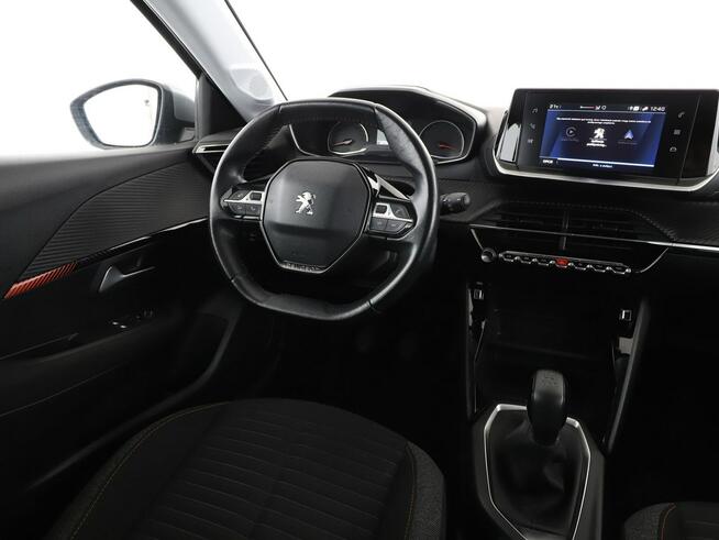 Peugeot 208 pdc klimatyzacja manual niski przebieg led