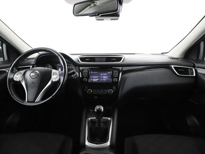 Nissan Qashqai klima auto grzane fotele navi kamera i czujnki parkowania