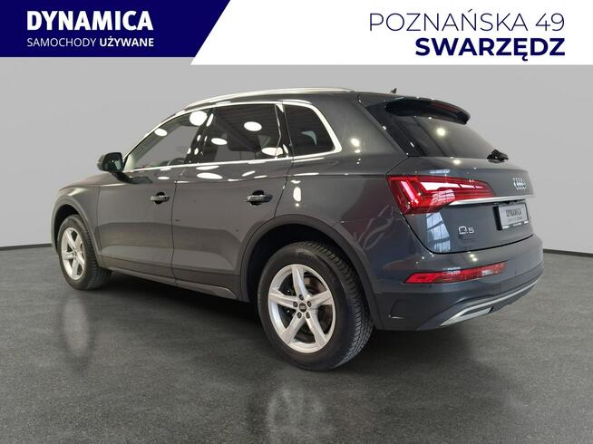 Audi Q5 VAT 23% 40TDI mHEV 204KM S-tronic quattro 2022/2023 r., salon PL V