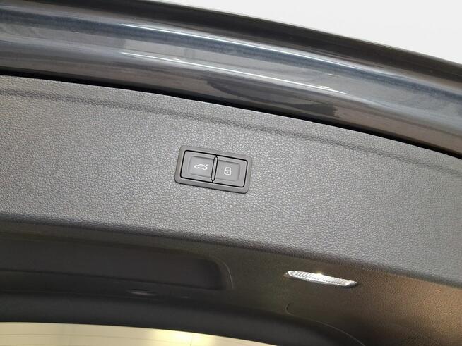 Audi Q5 VAT 23% 40TDI mHEV 204KM S-tronic quattro 2022/2023 r., salon PL V