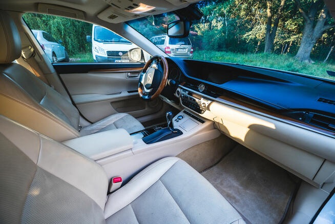 Lexus ES 300h Prestige | Hybryda | 100 000 km | Biała Perła