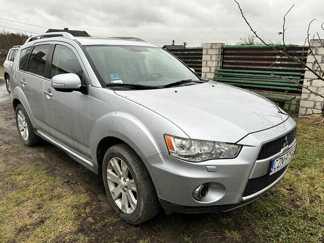Syndyk sprzeda samochód osobowy MITSUBISHI OUTLANDER 2010 r.