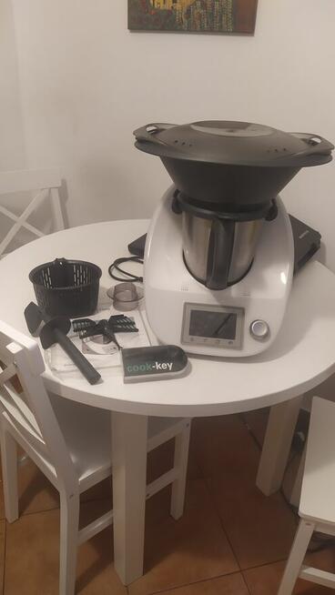 Sprzedam termomix TM5 w bardzo dobrym stanie