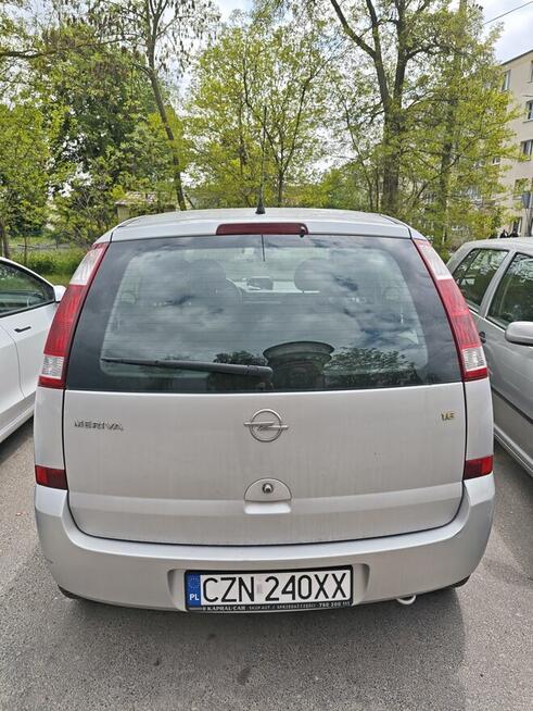 Syndyk sprzeda udział 1/2 w samochodzie osobowym Opel Meriva