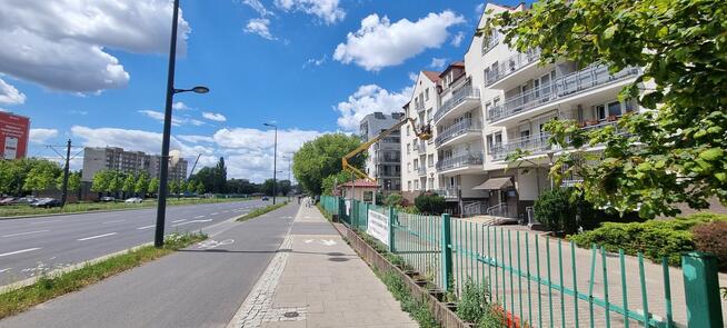 Na sprzedaż 2 pokoje Bemowo, metro, garaż. Bez prowizji