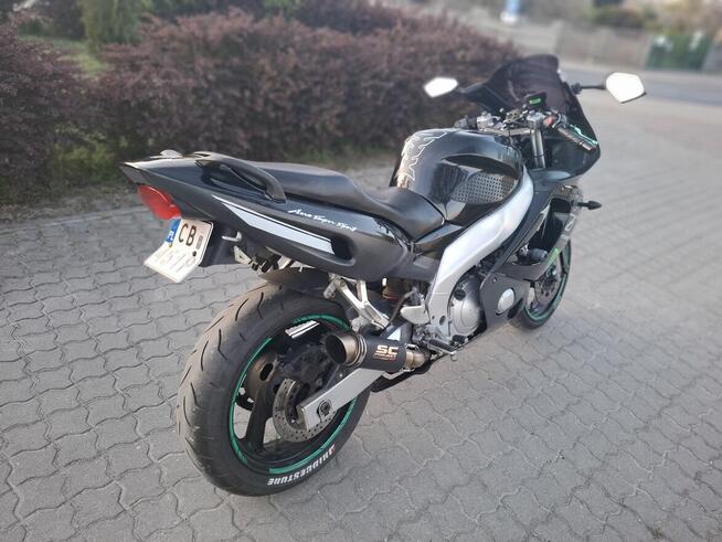 Motocykl Yamaha yzf 600