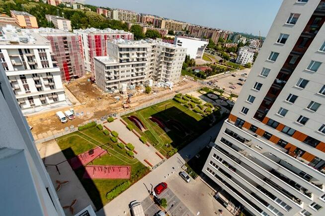 Osiedle Avia 1, kawalerka pet-friendly z balkonem