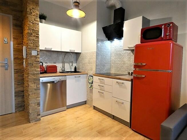2 pokoje, balkon - Chorzowska 210, Os. Tysiąclecia