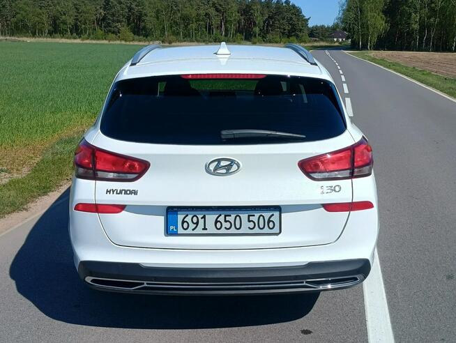 Hyundai i30 Wersja Modern Automatyczna skrzynia bogate wyposażenie