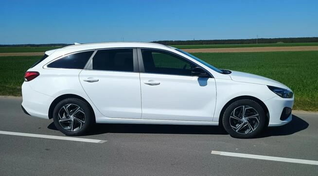 Hyundai i30 Wersja Modern Automatyczna skrzynia bogate wyposażenie