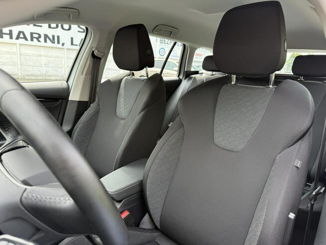 Škoda Octavia 1.5 TSI 115km essence smartlink lane assist led gwarnacja fv23%