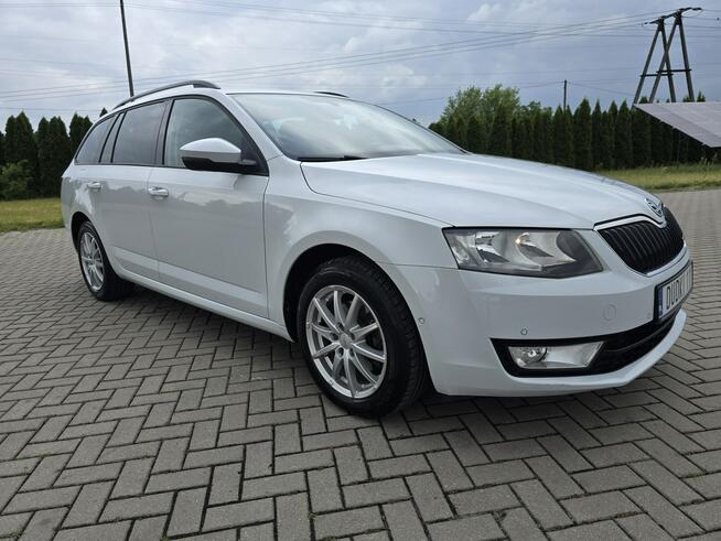 Škoda Octavia 1,6TDI Serwis.Navigacja.Klimatr 2 str.Asystent Parkowania.kredyt.OKAZJ