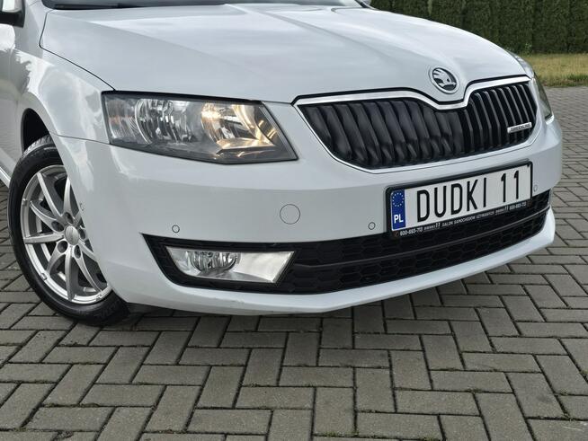 Škoda Octavia 1,6TDI Serwis.Navigacja.Klimatr 2 str.Asystent Parkowania.kredyt.OKAZJ